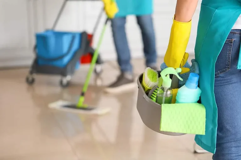 How to Start a Cleaning Business in Florida: A Comprehensive Guide